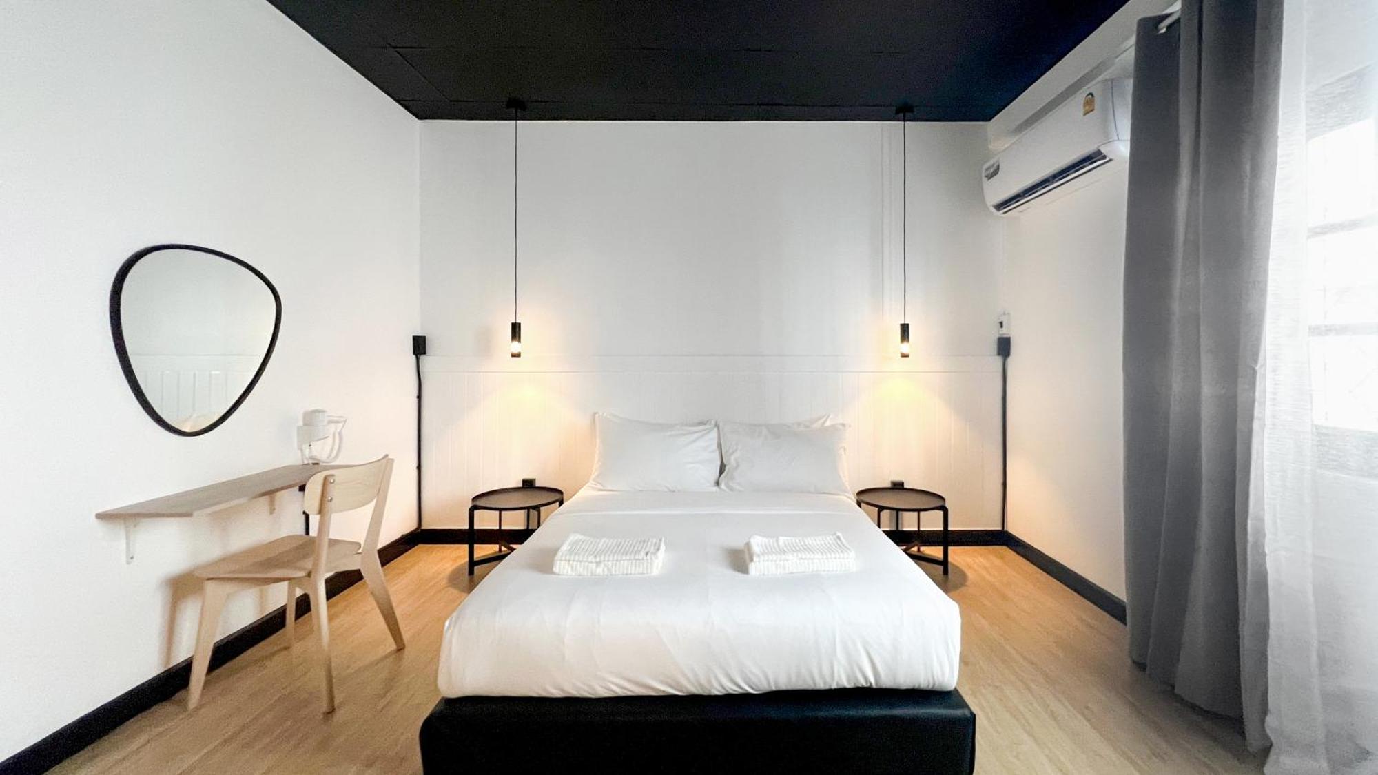 Neveu Premier Residence : Ratchada Bangkok Bagian luar foto