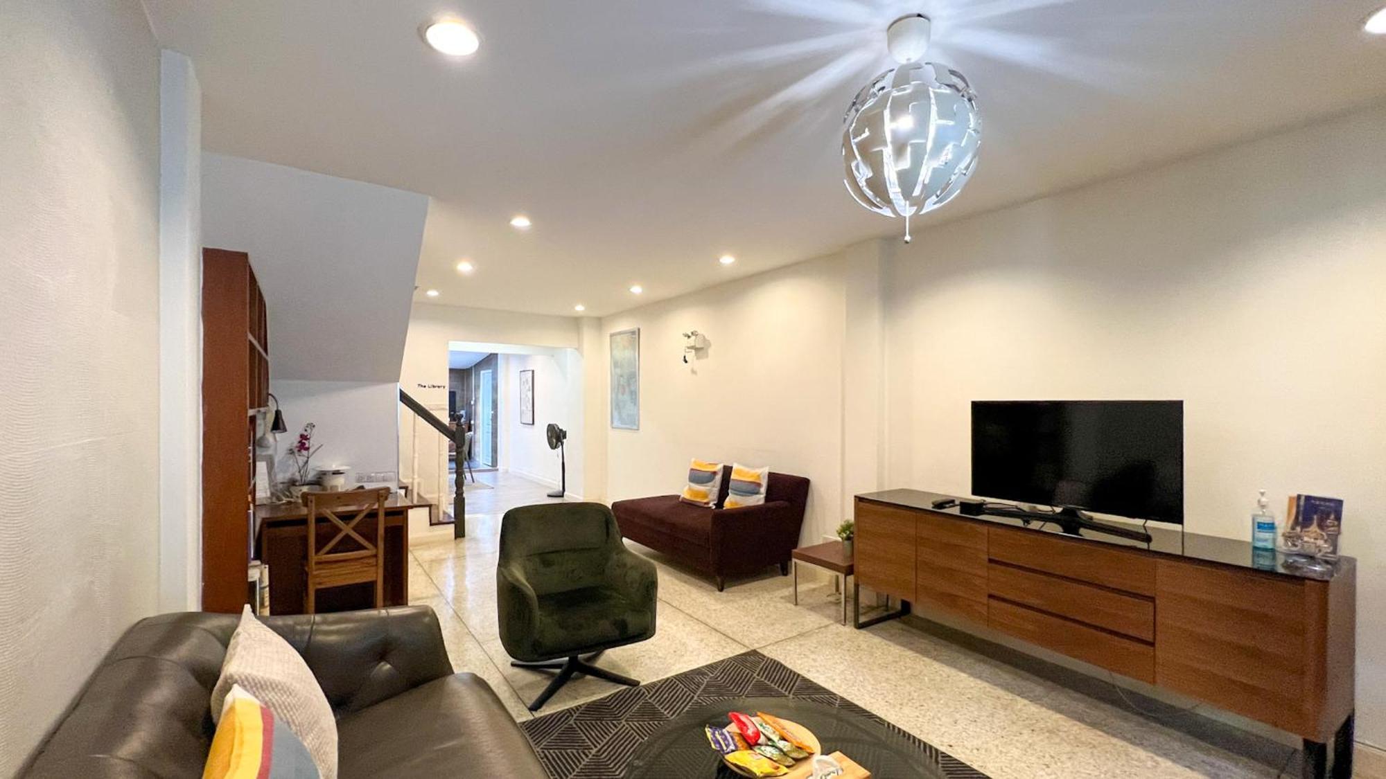 Neveu Premier Residence : Ratchada Bangkok Bagian luar foto