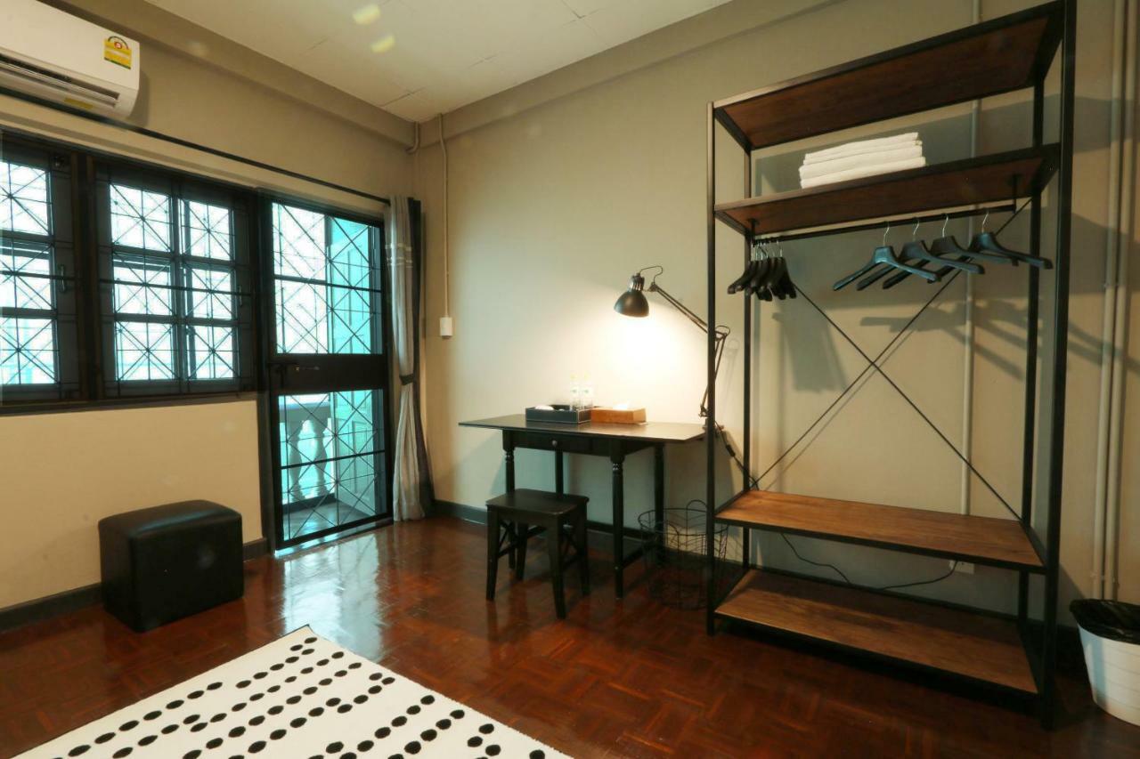 Neveu Premier Residence : Ratchada Bangkok Bagian luar foto